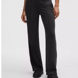 NWT Lululemon Softstreme Wide leg Pintuck Pants